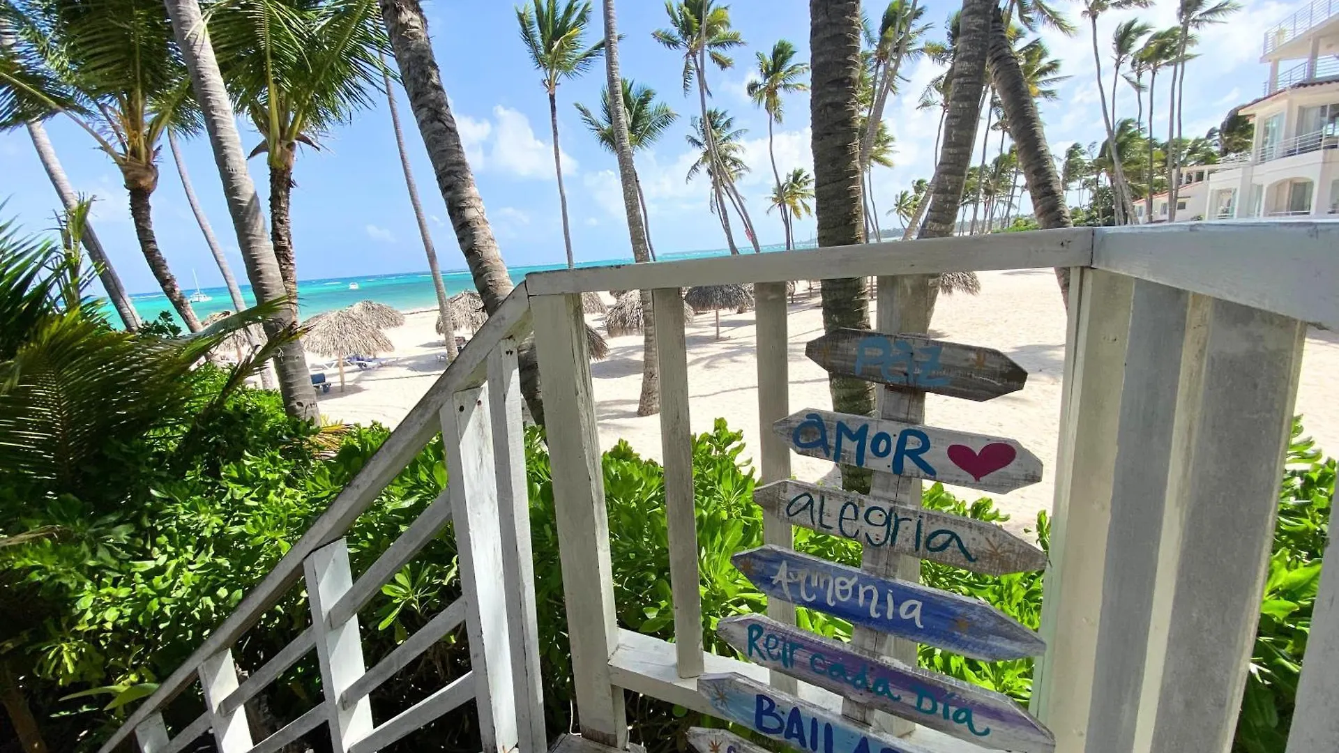 Caraibo Suites Rooftop Pool & Beach Club Punta Cana