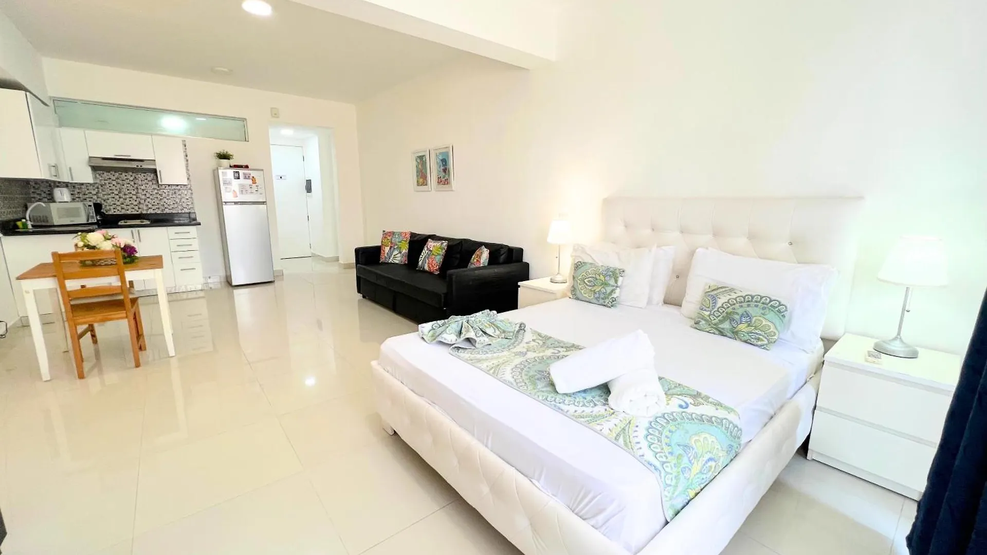 Caraibo Suites Rooftop Pool & Beach Club Punta Cana